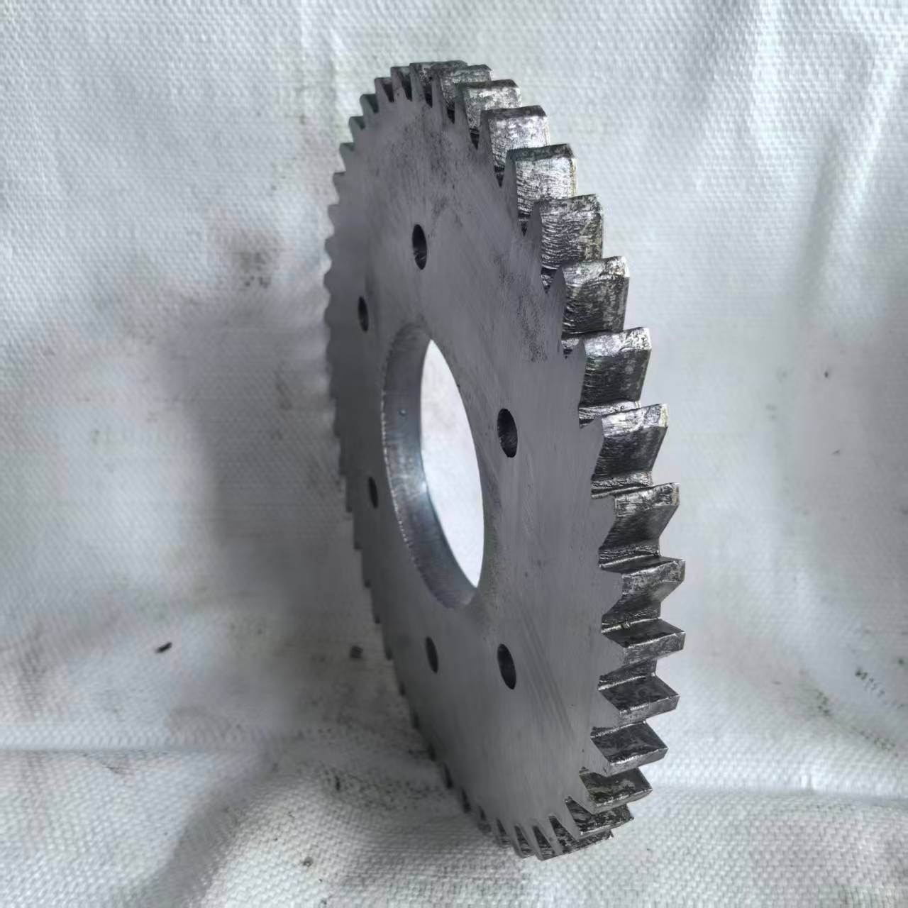 Apakah Kelebihan Yang Anda Dapat Daripada Xinzhe Tools, Pengeluar Bilah Keropok Getah Khusus?